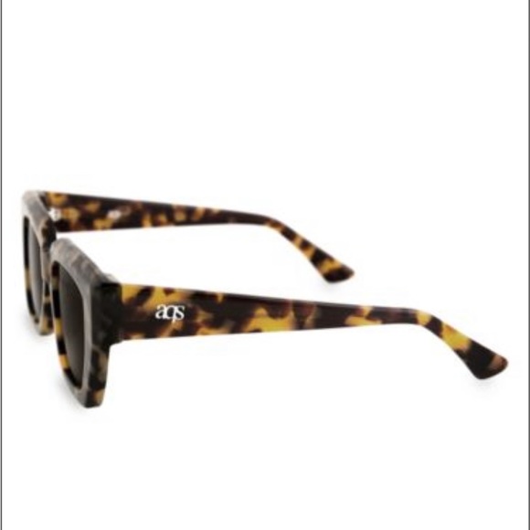 aquaswiss square frame sunglasses - Picture 2 of 7